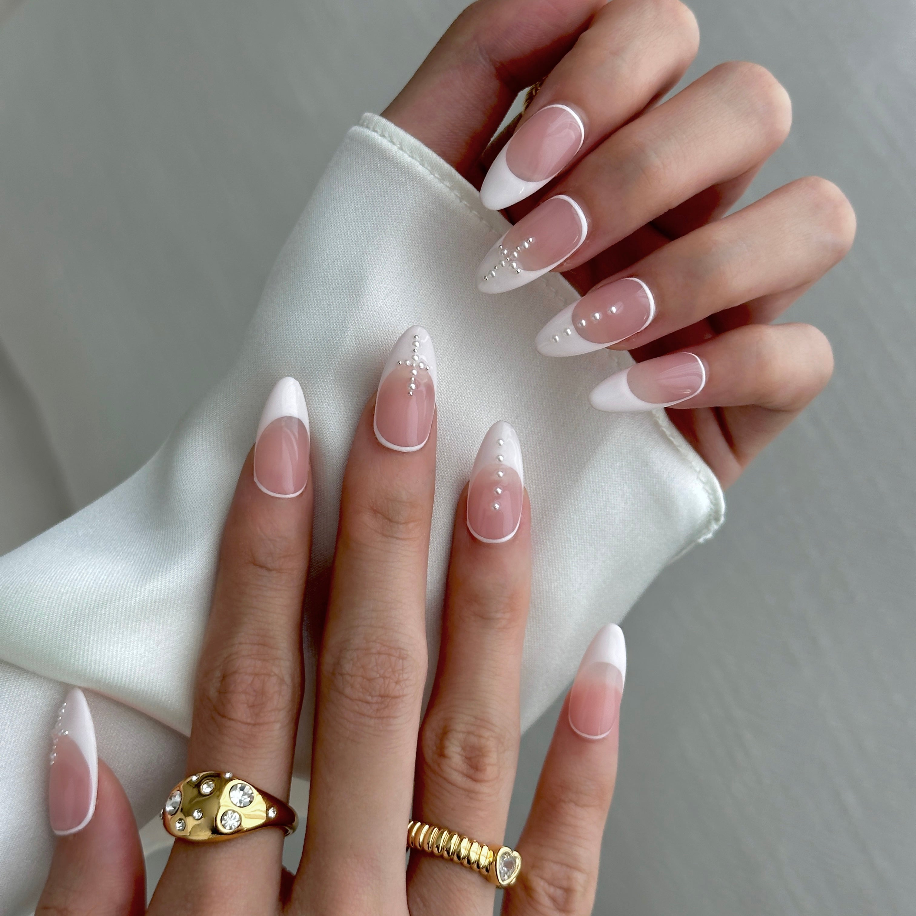 Radiant 2025 Pearl Embellished Bridal Nails