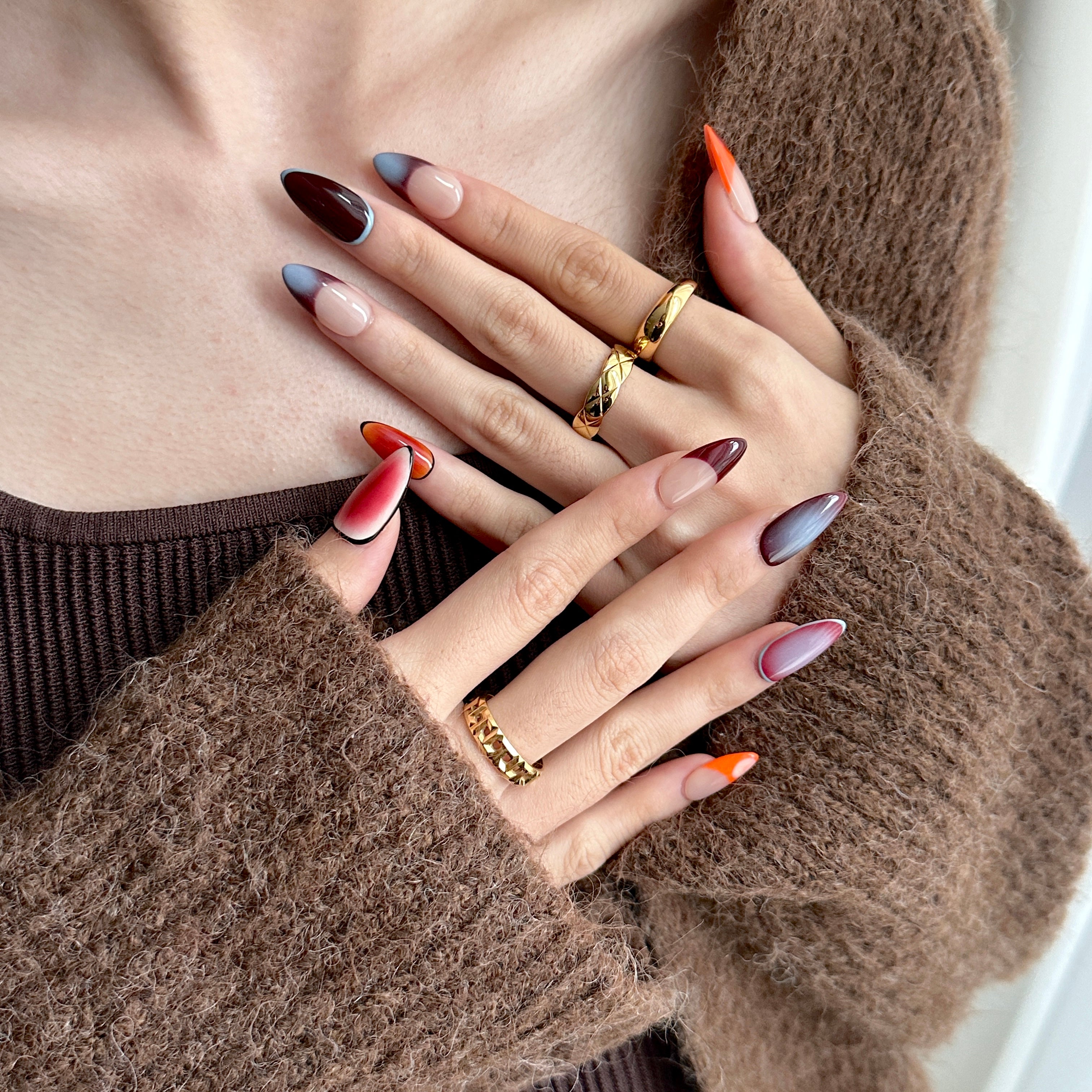 Maroon 3D Glow That Looks Like Mars