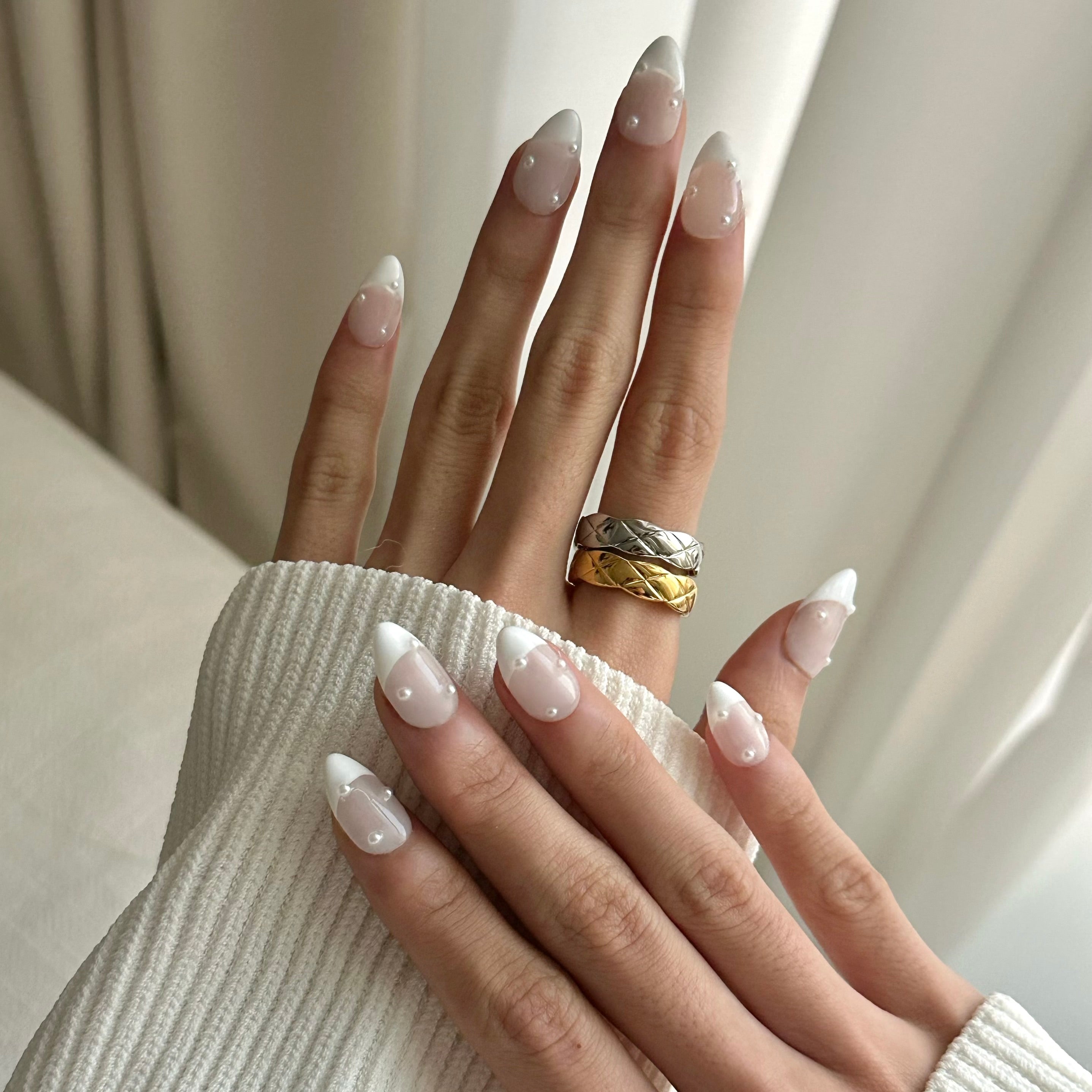 Vegan Pearl 3D Nails That Shine in 2025